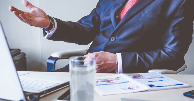 découvrez nos opportunités de carrière et rejoignez une équipe dynamique pour évoluer professionnellement.