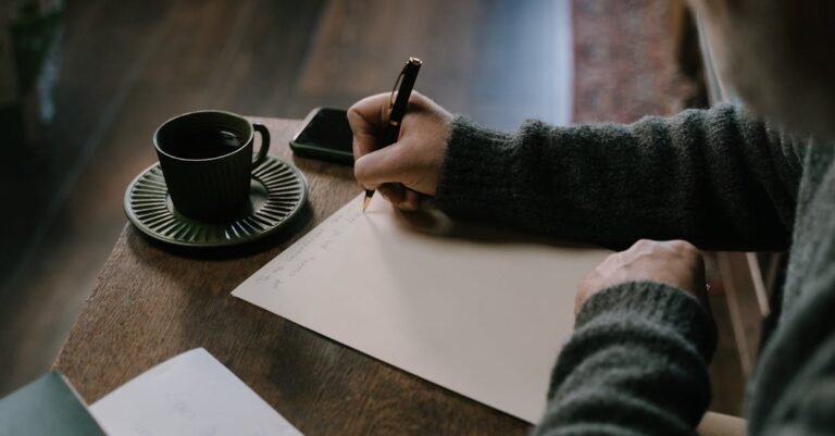 modèle de lettre pour annoncer un emploi ou un départ à la retraite, facile à personnaliser.