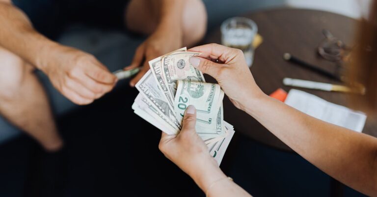 découvrez le délai de transfert de salaire pour mieux gérer vos finances et planifier vos paiements en toute sérénité.