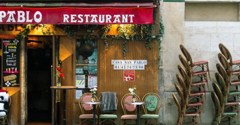découvrez notre restaurant français cosy, où ambiance chaleureuse et cuisine authentique vous promettent un moment inoubliable.