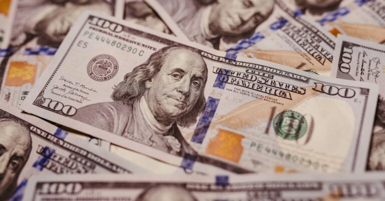 découvrez les raisons courantes du retard dans le versement du dernier salaire et vos droits en tant qu'employé.