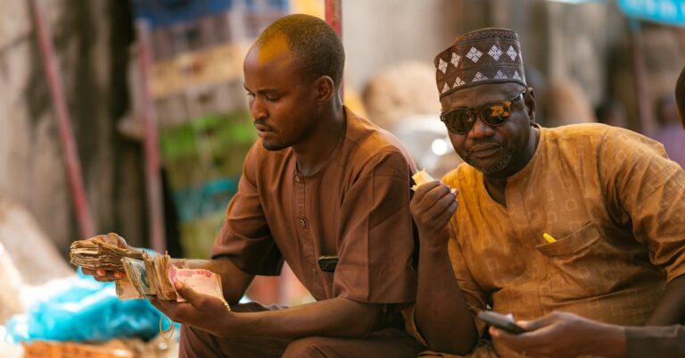 découvrez comment lancer et développer un microbusiness rentable grâce à nos conseils pratiques et stratégies efficaces pour maximiser vos profits.