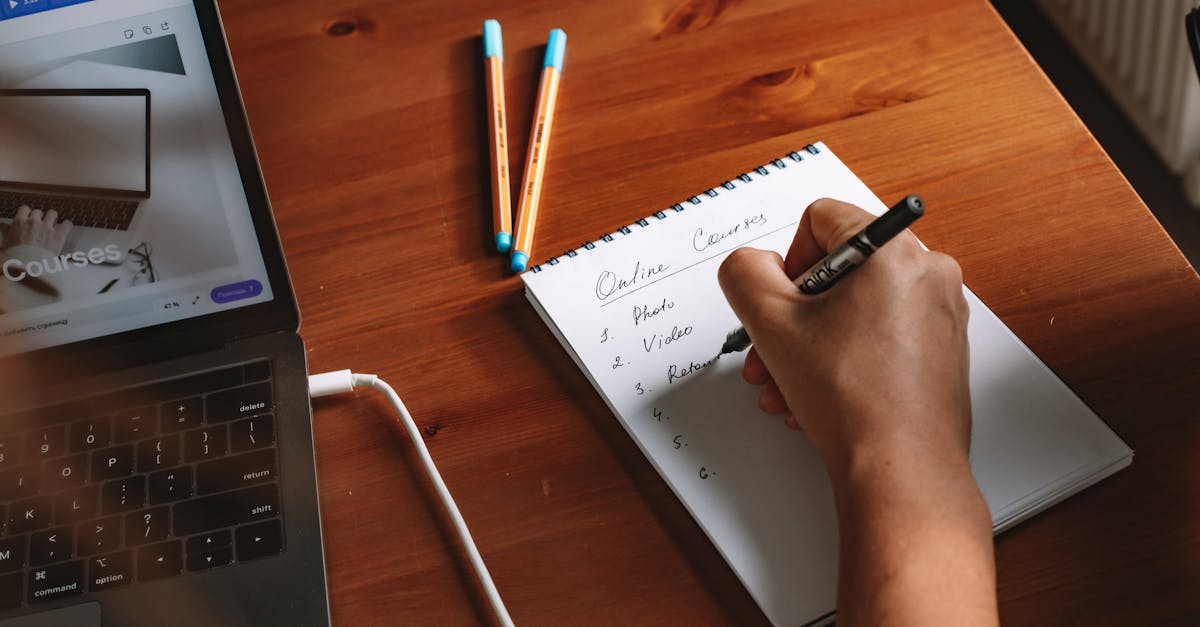 découvrez notre cours en ligne interactif et flexible, conçu pour vous aider à apprendre à votre rythme depuis chez vous.