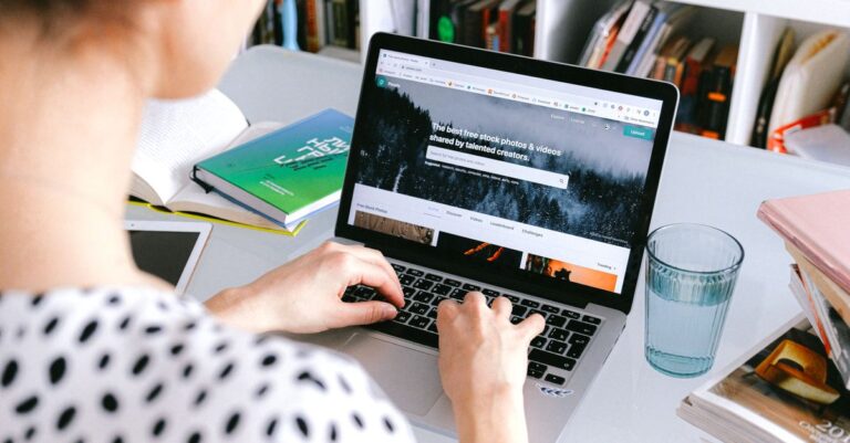 découvrez nos tarifs pour la plateforme e-learning, adaptés à tous les besoins et budgets. formations en ligne accessibles, flexibles et performantes.